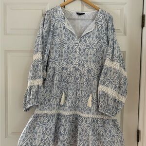 Lucky Brand White and Blue Patterned dress